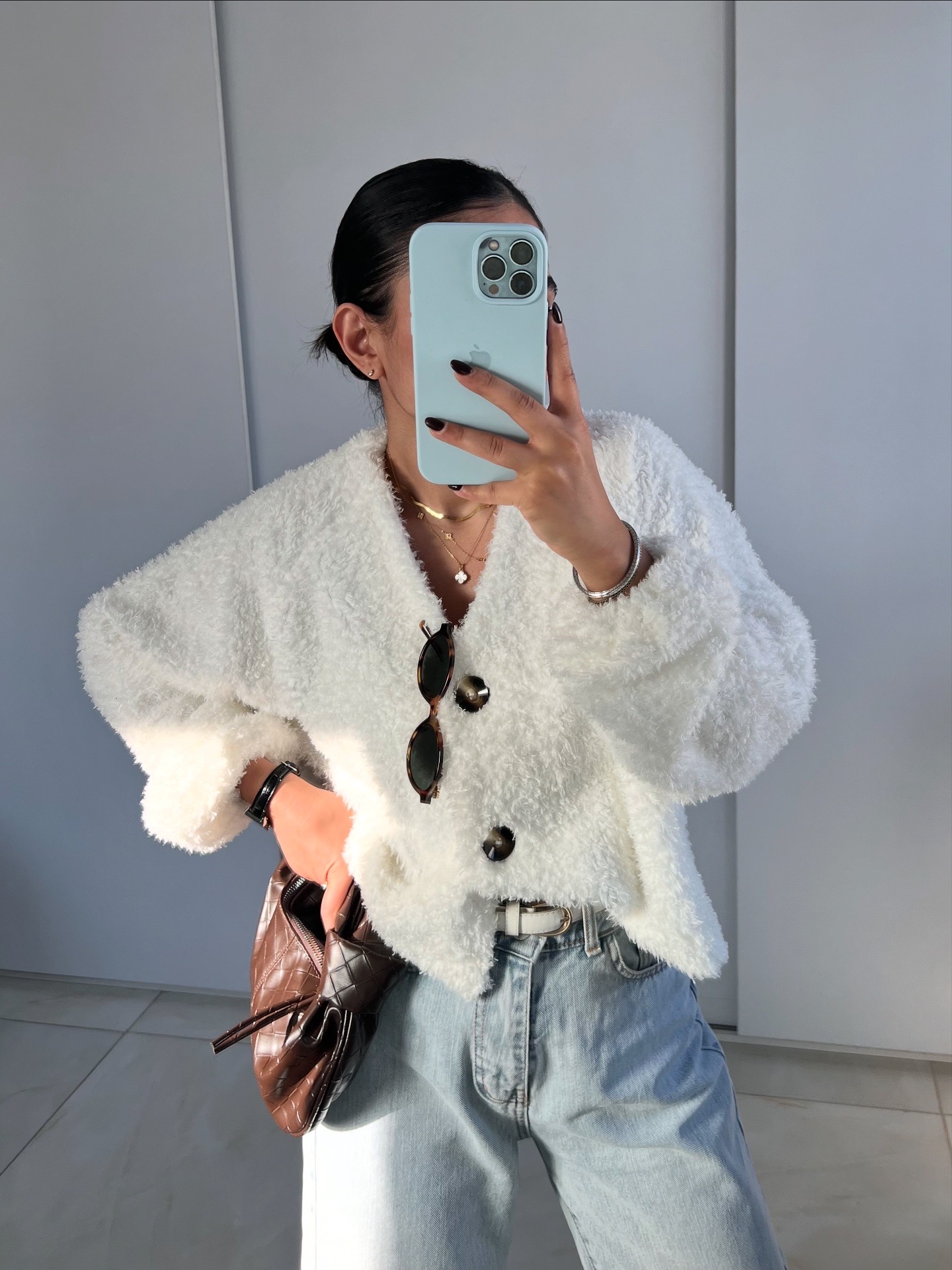 5FE08C3E-F198-4B12-8A24-D46BC8ED8F39